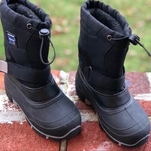 Storm Kidz Winter Boots Size 12 (Boys)